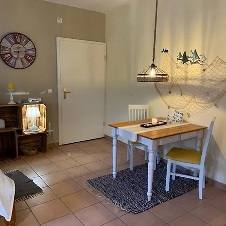 Apartment Pausenhof Meiersberg-Schlabrendorf